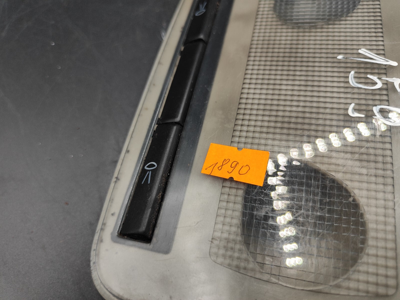 Alfa Romeo 159 1.9JTDm Diesel 2006 Rear Seat Interior Dome Reading Light