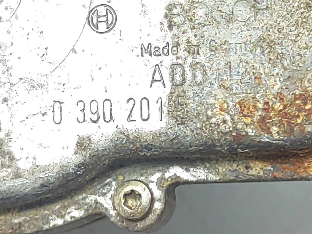 Volkswagen Golf III 1993 Rear windshield glass wiper motor 1H6955713A 