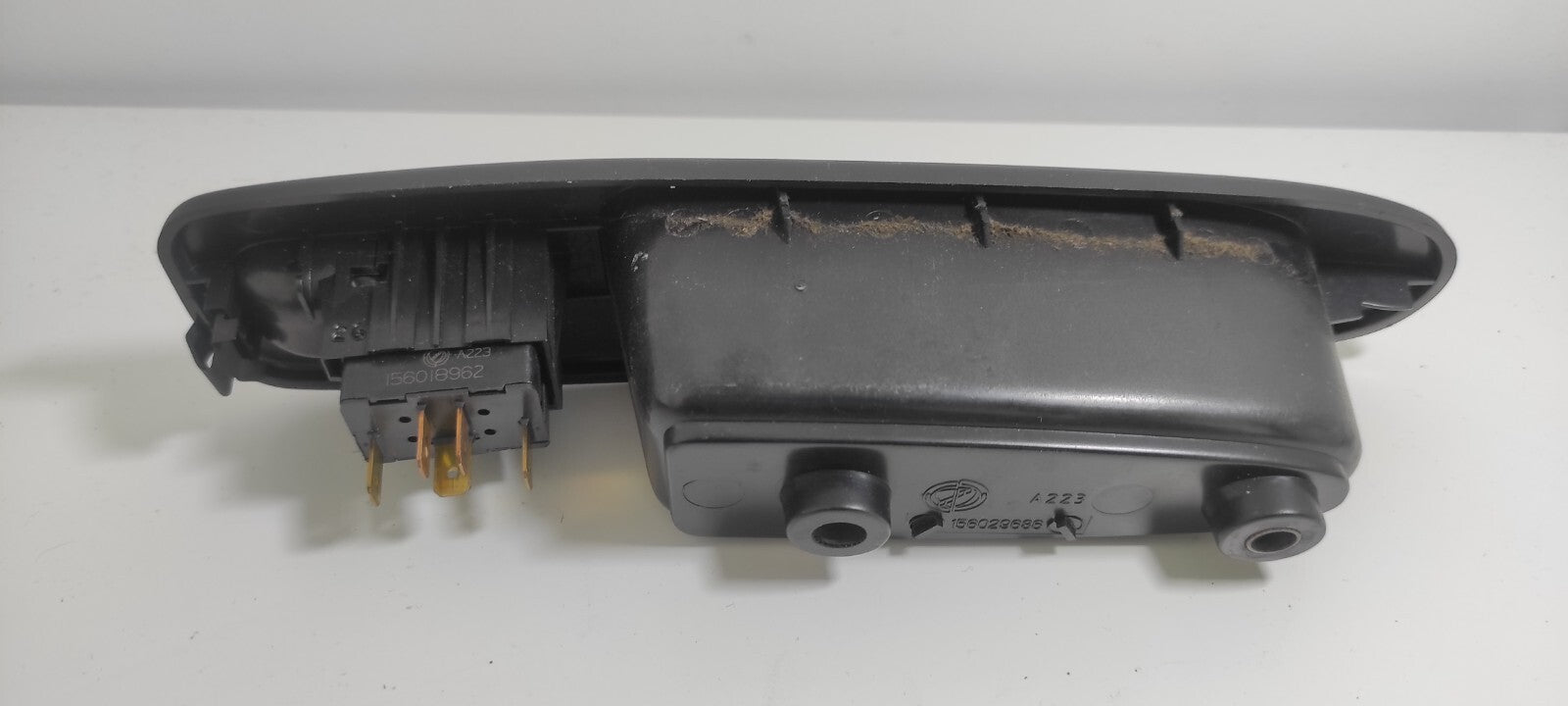 Alfa Romeo 166 2.4JTD 110kW 2002 Door Electric Window Switch Trim 156029686