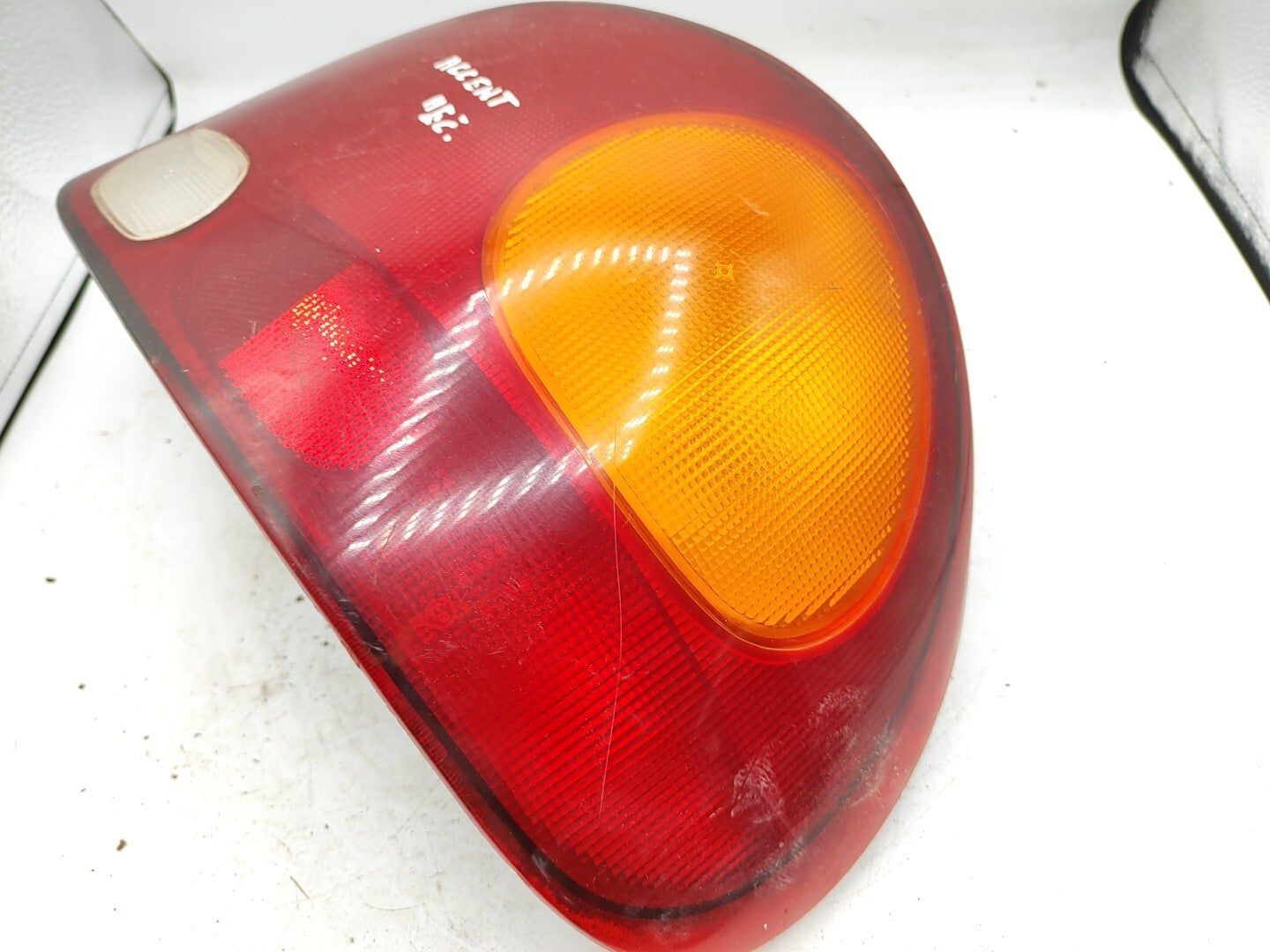 HYUNDAI ACCENT I X-3 1998 Rear Right Side Taillight Lamp Light
