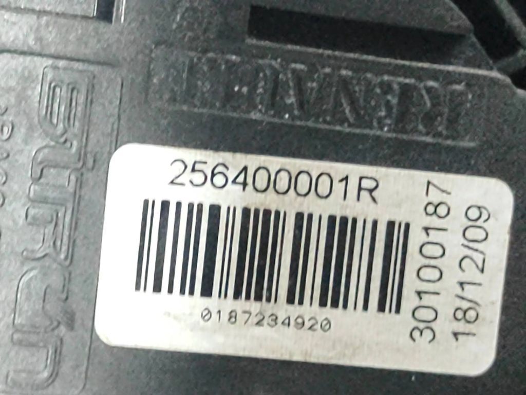 Renault Captur 1.5dCI 66kW 2014 alarm system siren 256400001R 