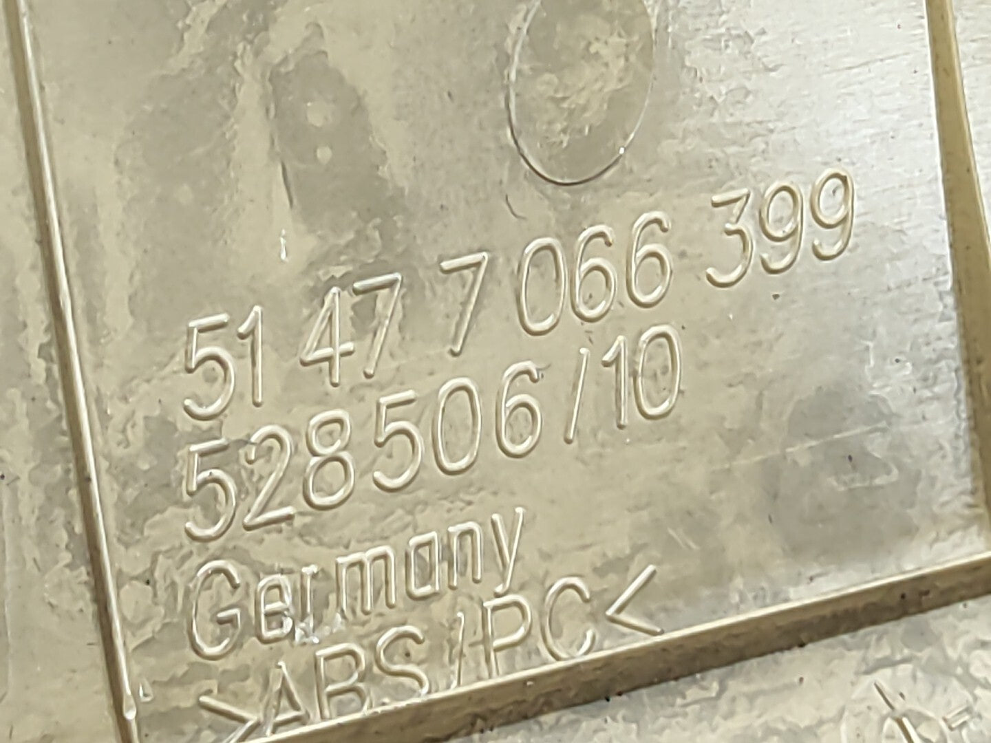 BMW E61 530D 170kW 2006 Estate Rear Tailgate Boot Trunk Trim 7066399