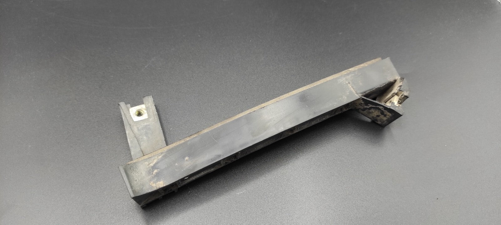 Alfa Romeo 147 1.9JTD 2002 Rear Right Door Window Guide 46556812