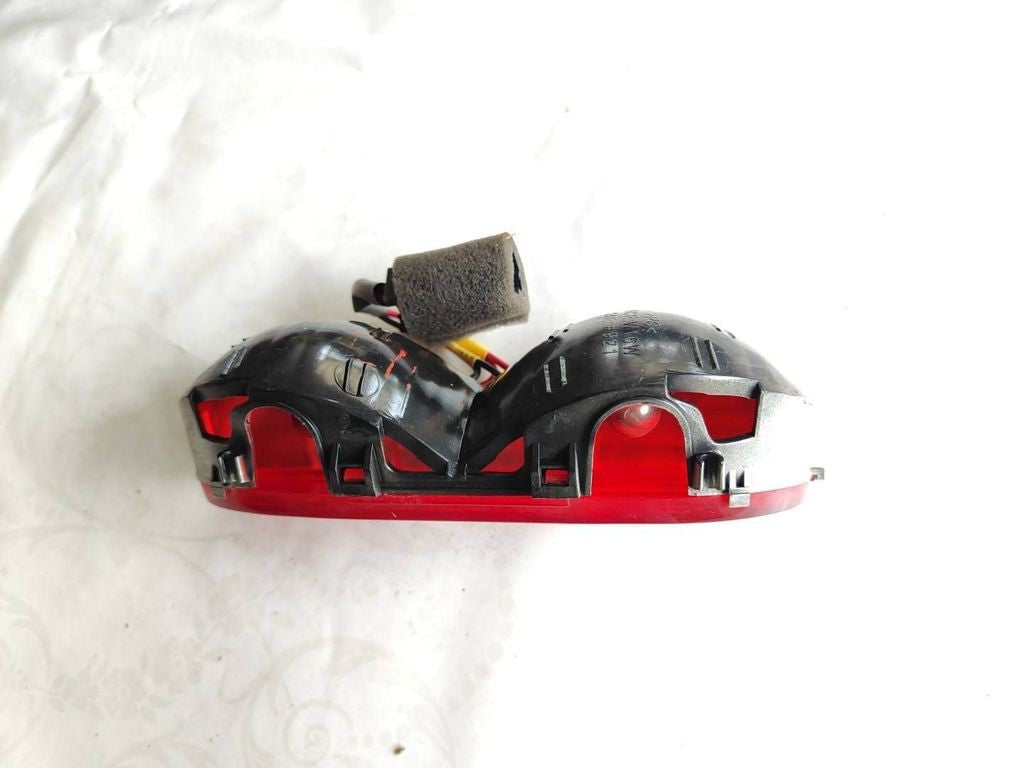 KIA Carnival 2004 Third brake center stop light 0K56A51580 