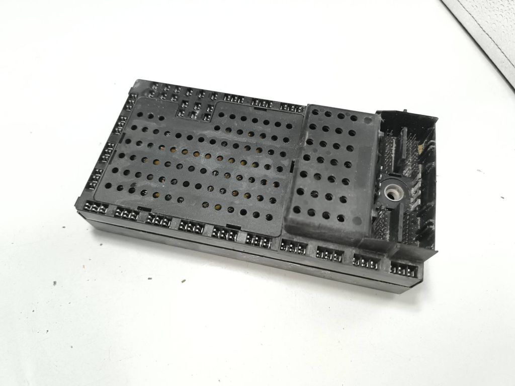 Volvo XC90 2006 Fuse box module 08696040 