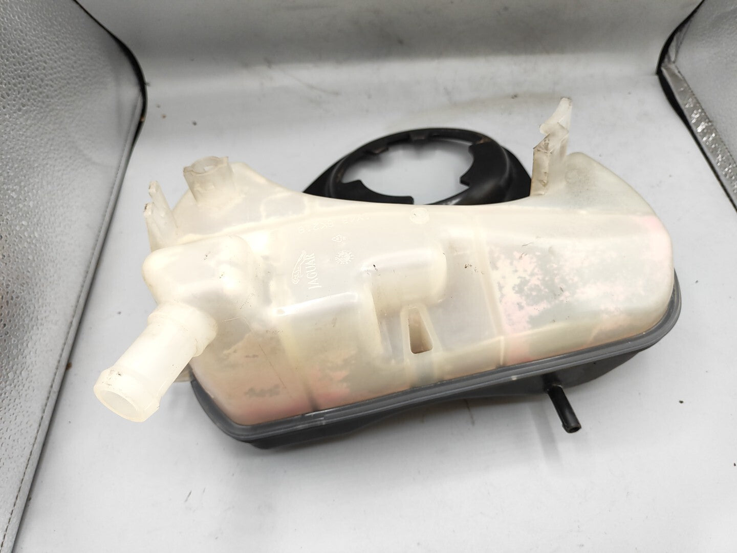 Jaguar X Type 2.0D 96kW 2004 Diesel Engine Expansion Tank 1X438K218AF