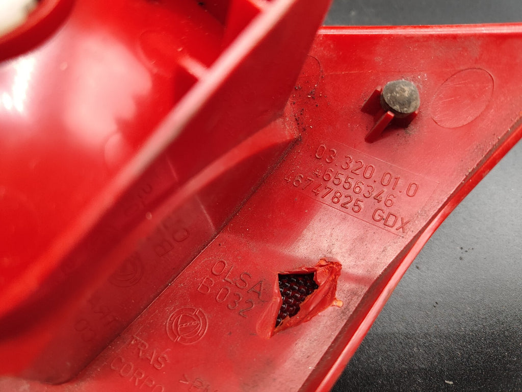 Alfa Romeo 147 1.9JTDm 16V 2003 LHD Rear Left Taillight Lamp 46747825 46556346