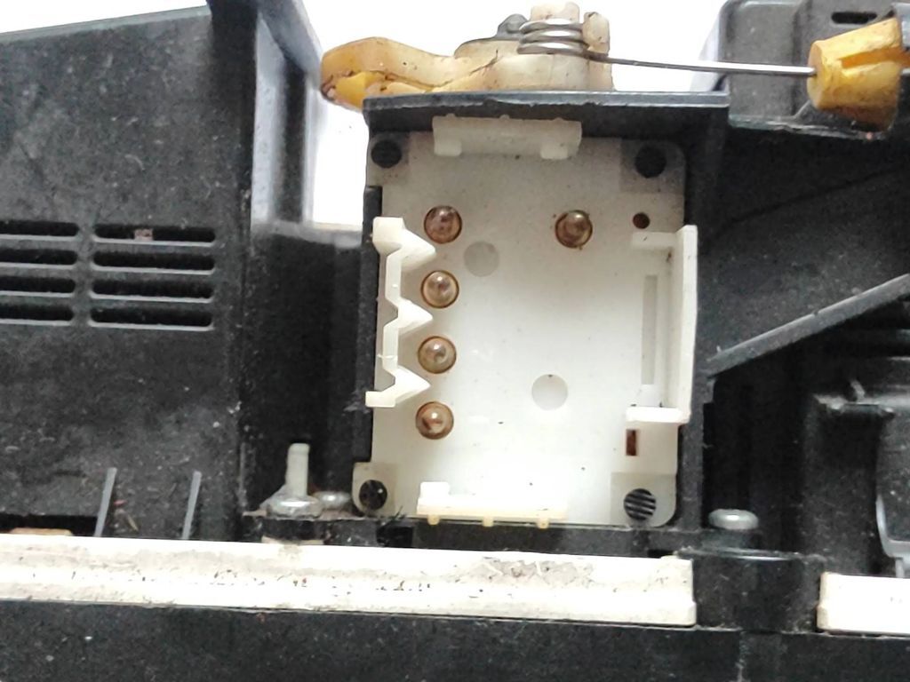 BMW 5 E34 525i Petrol 1993 Climate control unit module 8390070 