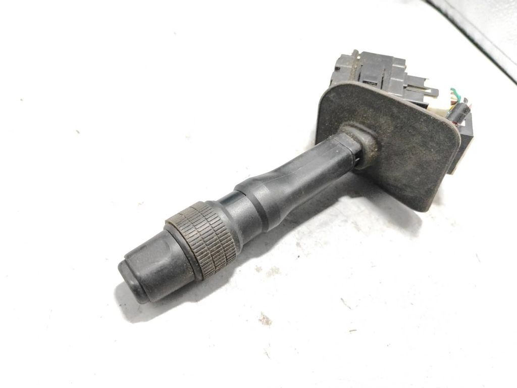 Alfa Romeo 155 1.8i 103kW 1994 Turn signal indicator stalk 