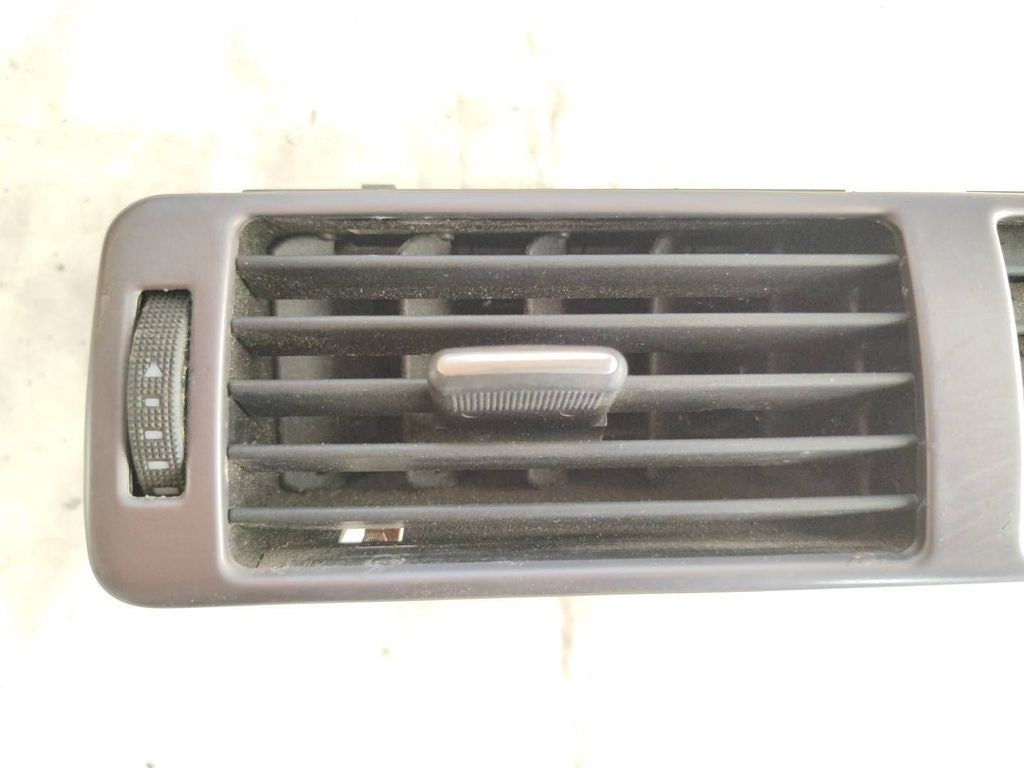Audi A6 S6 C5 4B 2003 Front dash center air vent grill 4B1820951 