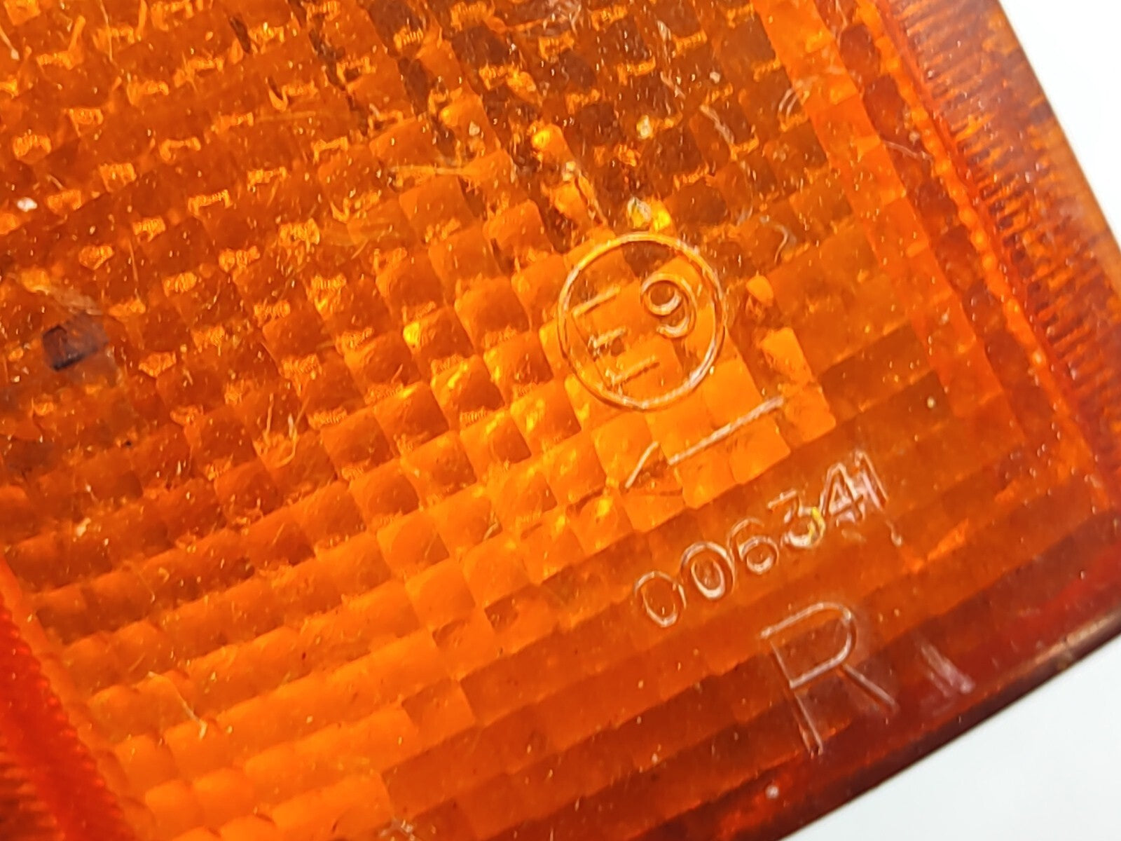 Opel Corsa A Front Right Indicator Turn Light E9006341