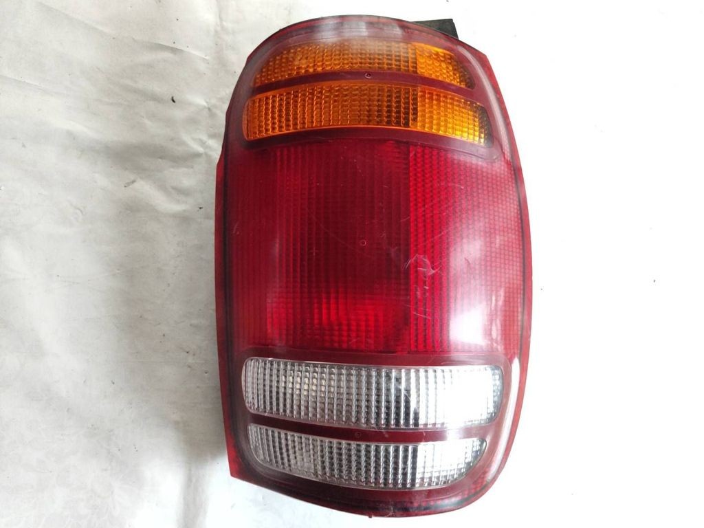 Ford Explorer 4.0 1998 Petrol LHD rear right tail light lamp F87X13B504A 