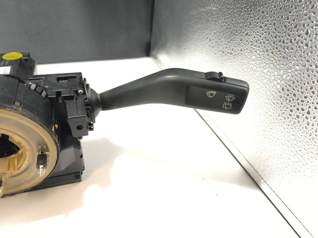 Volkswagen PASSAT B6 2007 Wiper turn signal stalk switch 3C9953513B 