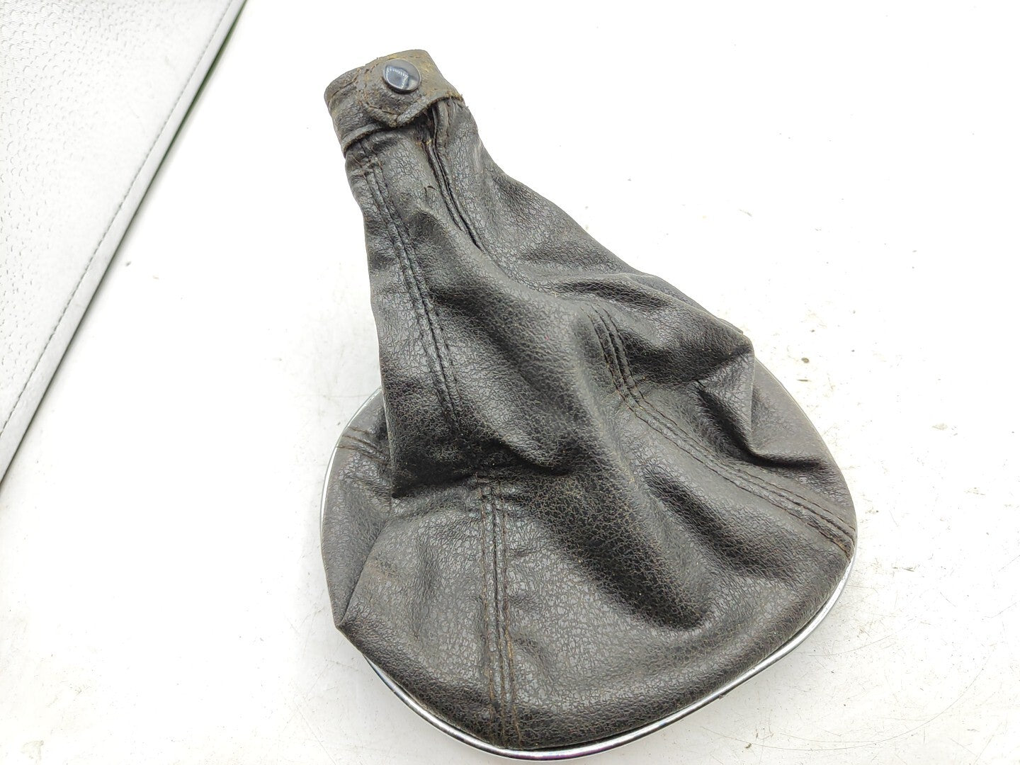 Alfa Romeo 147 1.9JTD 16V 2003 Shift Knob Surround Leather Trim Gaiter Black