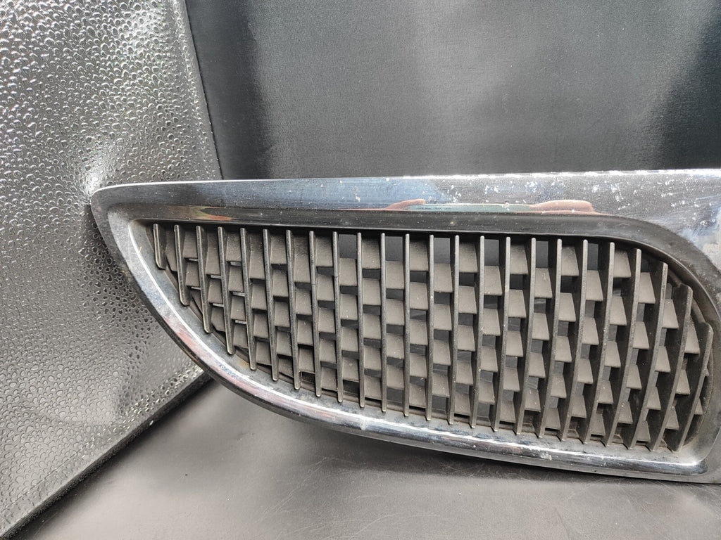 Lancia Lybra 2002 Front Bumper Upper Chrome Grill 46541435