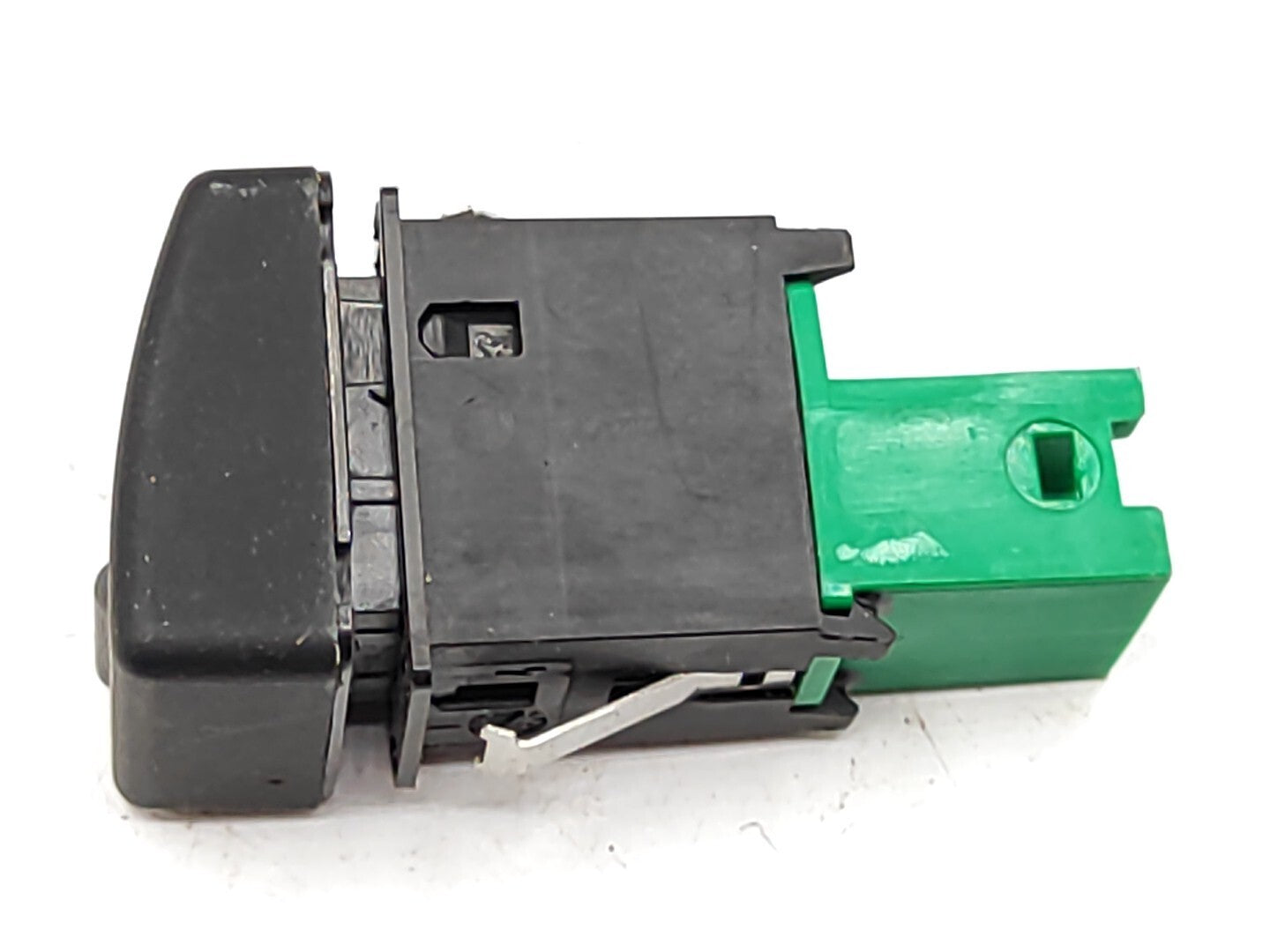 Rover 45 400 MG ZS Front Fog Light Switch Button YUG001060PMP