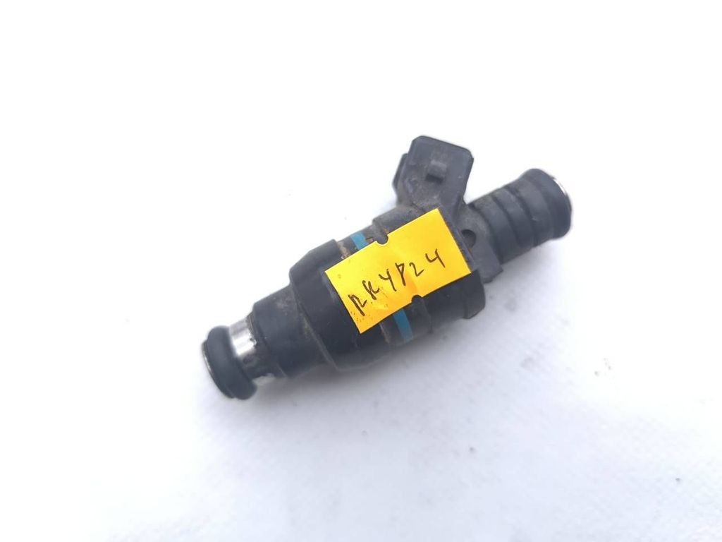BMW 3 E36 1992 Petrol Engine fuel injector 1731357 