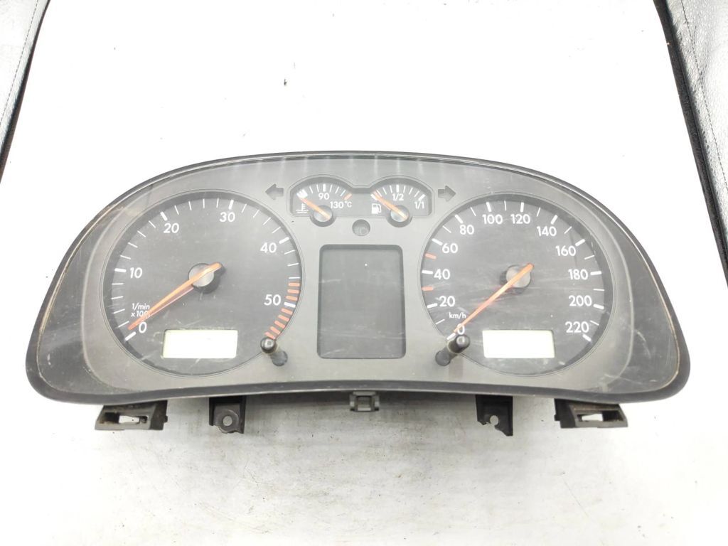 Volkswagen Golf IV 1998 Diesel LHD speedometer instrument cluster 1J0919861B 