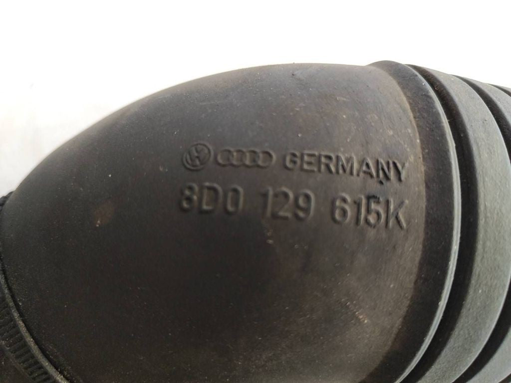 Volkswagen PASSAT B5.5 2001 Diesel air intake hose pipe 8D0129615K 