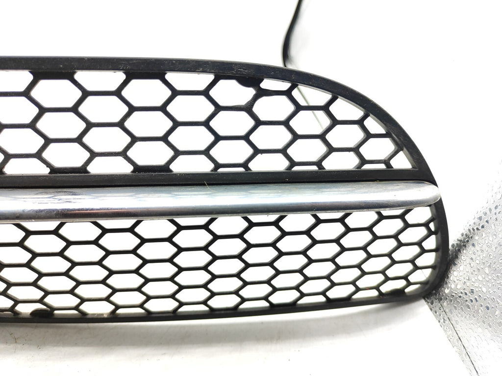 Alfa Romeo 147 1.9JTD 2001 Front Right Bumper Grill 46557853