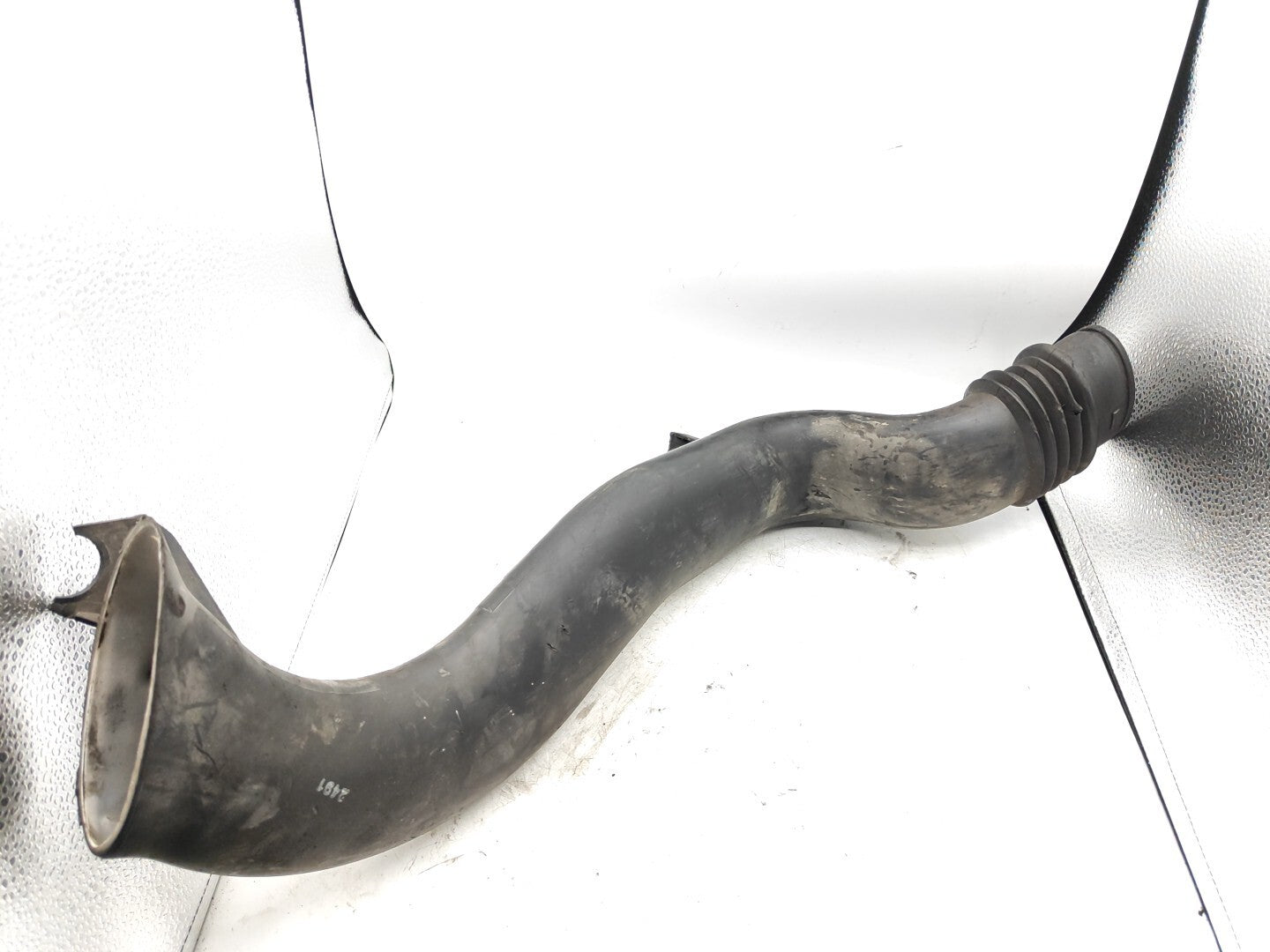Alfa Romeo 159 1.9JTDM 88kW 2009 Diesel Engine Air Intake Pipe Hose 51782843