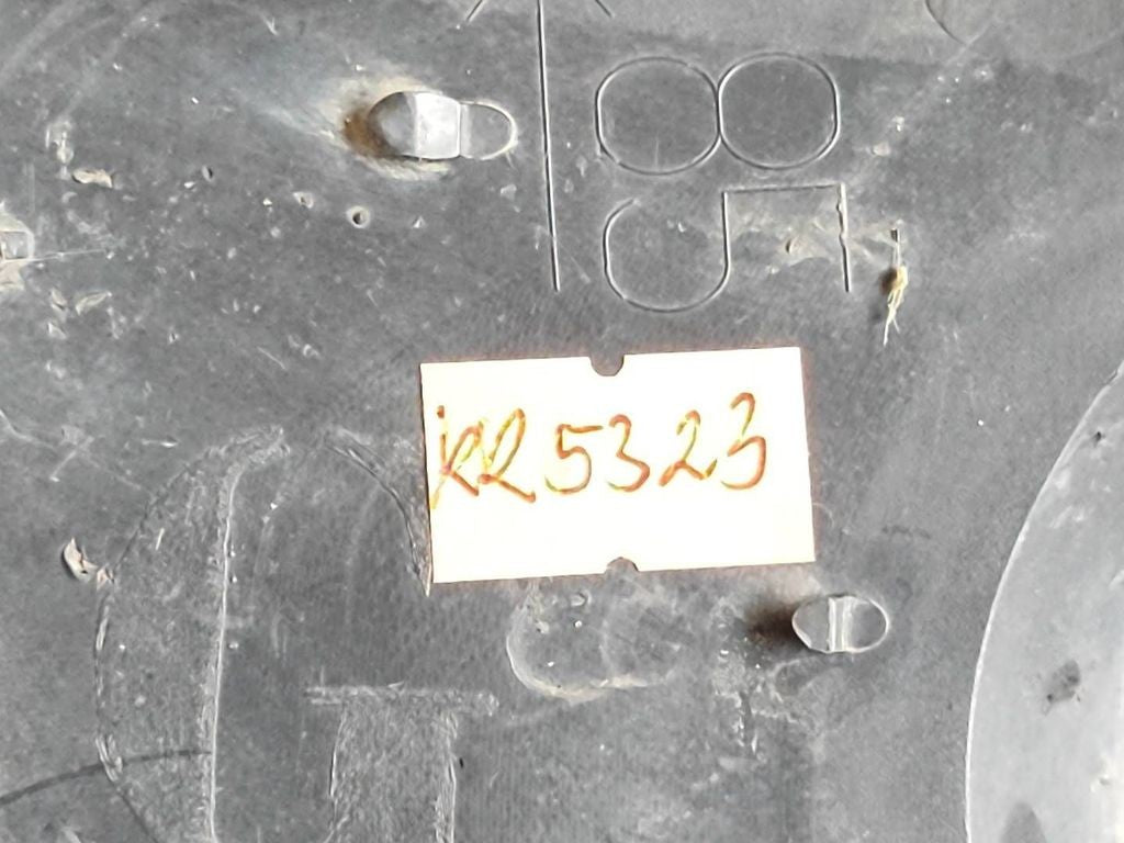 Opel Astra H 2005 front left fog light trim grill 13225764 