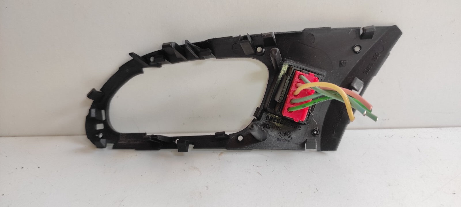 Peugeot 607 3.0i V6 2001 LHD Front Right Electric Window Switch 9635733380