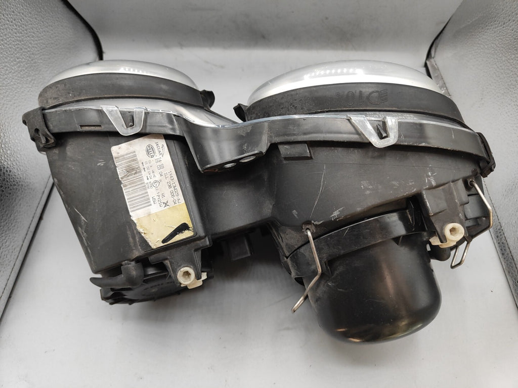 Jaguar X Type 2.0D 96kW RHD Front Right  Headlight 1X4313W029AJ GOOD CONDITION