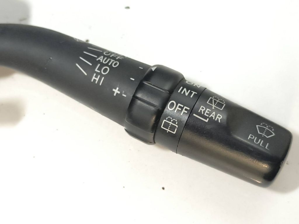 Toyota Avensis T250 2006 Wiper control switch stalk 173821 