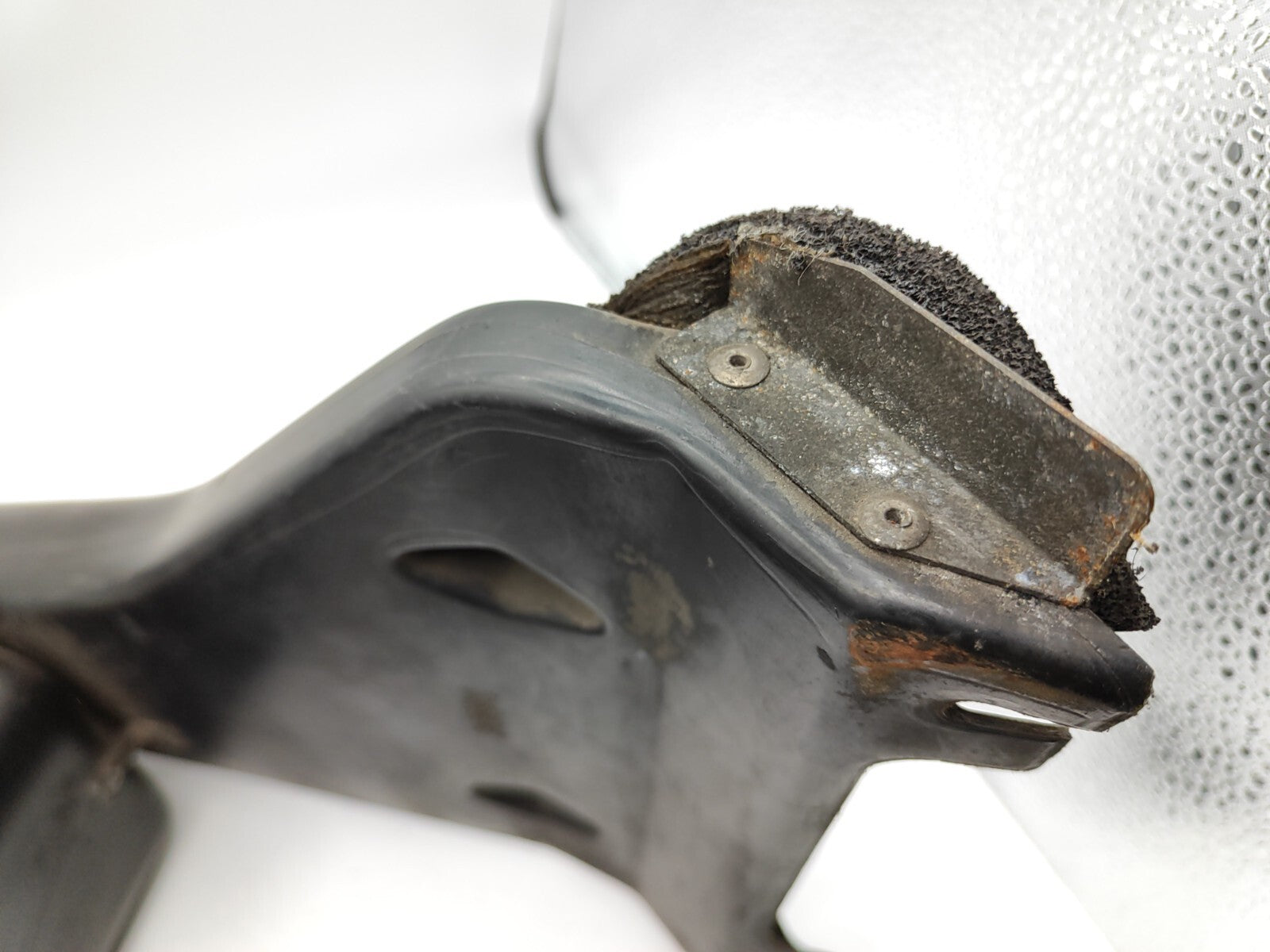 Mitsubishi Galant 2.0i 100kW 1998 Petrol Engine Air Intake Duct Pipe MR281083