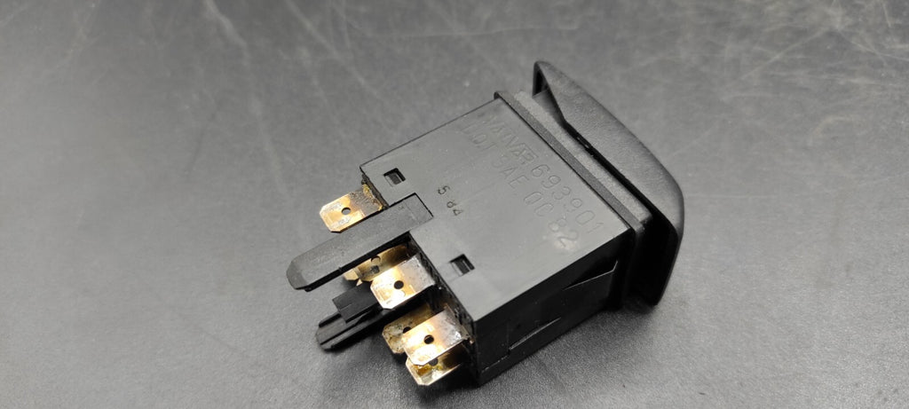 Volkswagen VW Golf Jetta Mk2 1989 Hazzard Light Switch 191953235