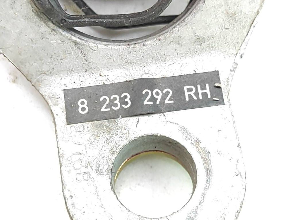 BMW 3 E46 2005 Rear seat belt buckle 8233292 