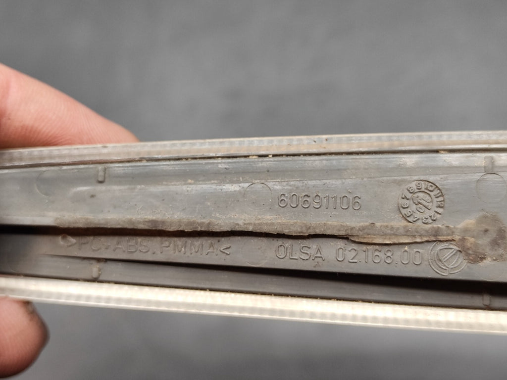 Alfa Romeo 159 1.9JTDm 2008 Front Right Fender Indicator 60691106