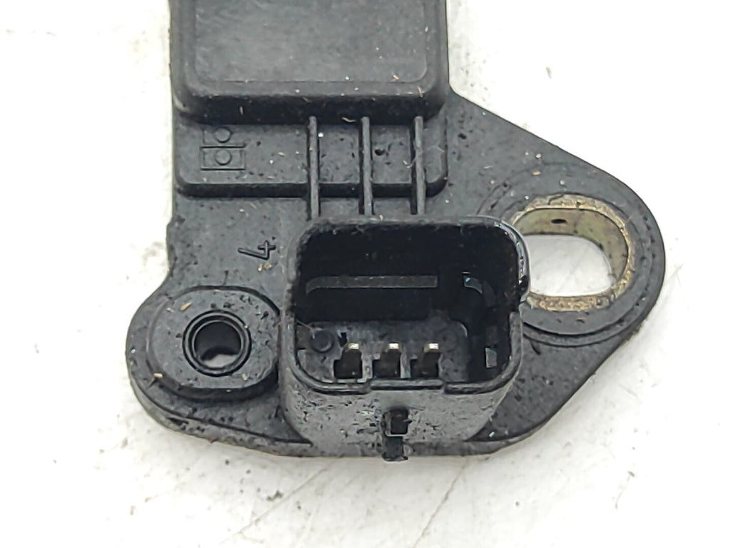 Land Rover Freelander LR2 2010 2.2TD Crankshaft Position Sensor 9637466980