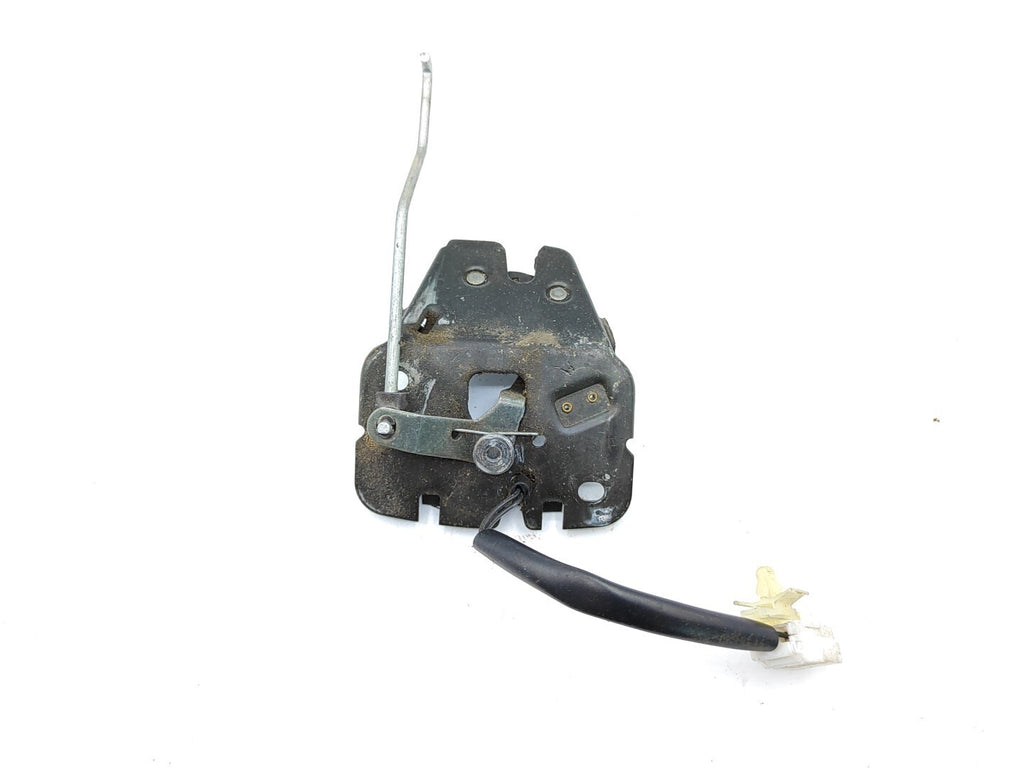 Alfa Romeo 156 2.0TS Saloon 2001 Rear Trunk Boot Tailgate Lock Mechanism