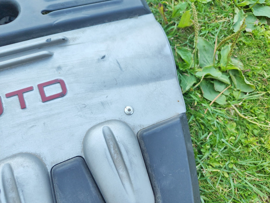 Alfa Romeo 147 8V JTD 2005 Diesel Engine Plastic Top Cover 46480339