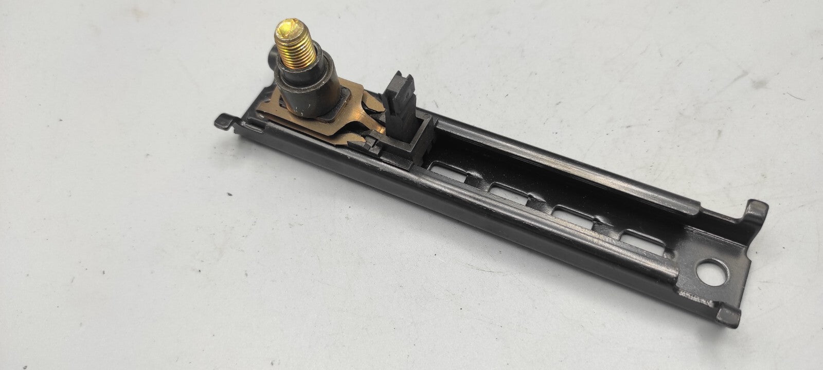 Alfa Romeo 156 1.9JTD 2004 Front Left Seatbelt Height Adjustment Regulator Rail