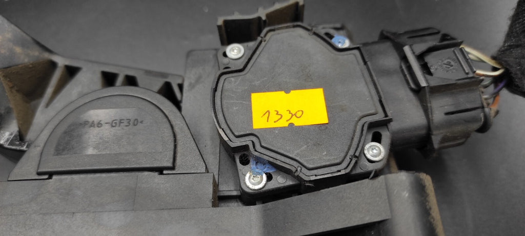 Alfa Romeo 147 1.9JTD 16V 2002 LHD Throttle Gas Pedal 0281002380 46755863