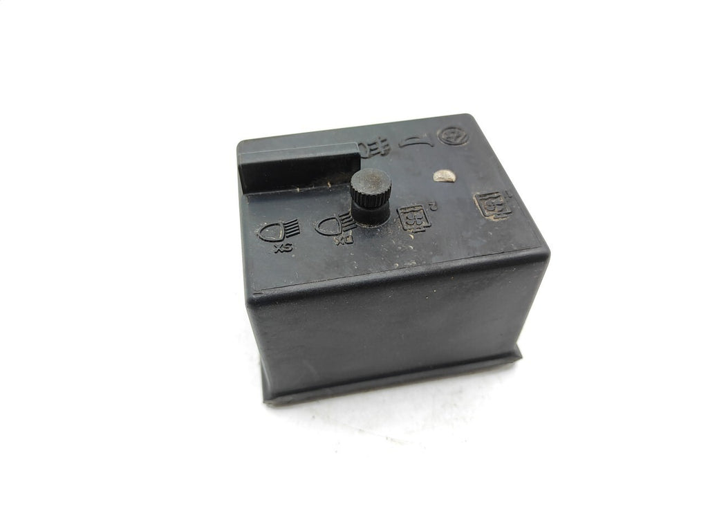 Alfa Romeo 166 2.4JTD 110kW 2001 Fuse Box Module Cover Cap