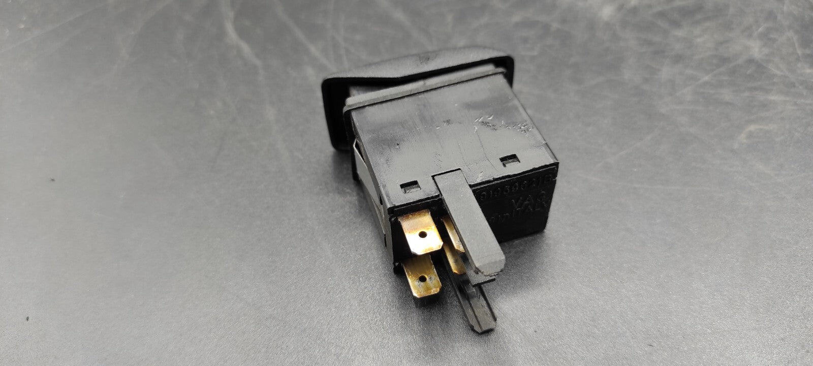 Volkswagen VW Golf Jetta Mk2 1989 Heated Window Switch 191959621B