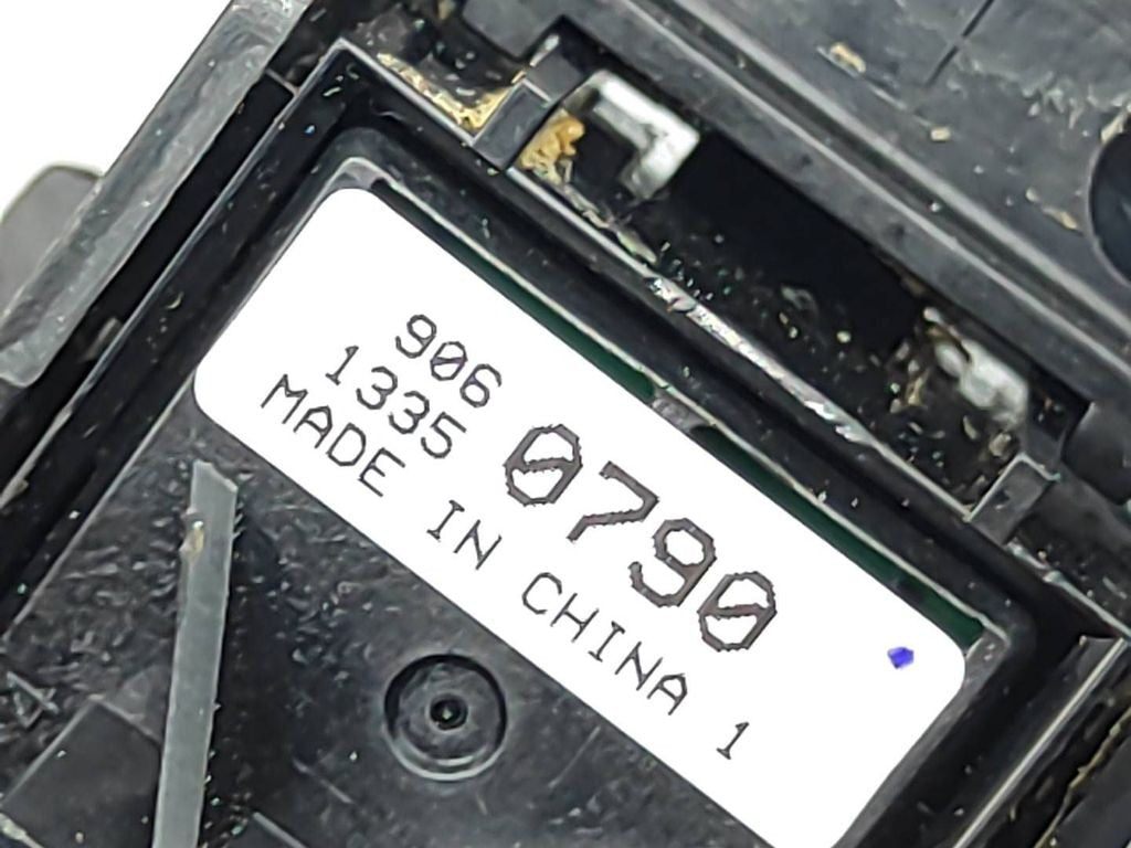 Opel Insignia A 2014 Hand parking brake switch 9060790 