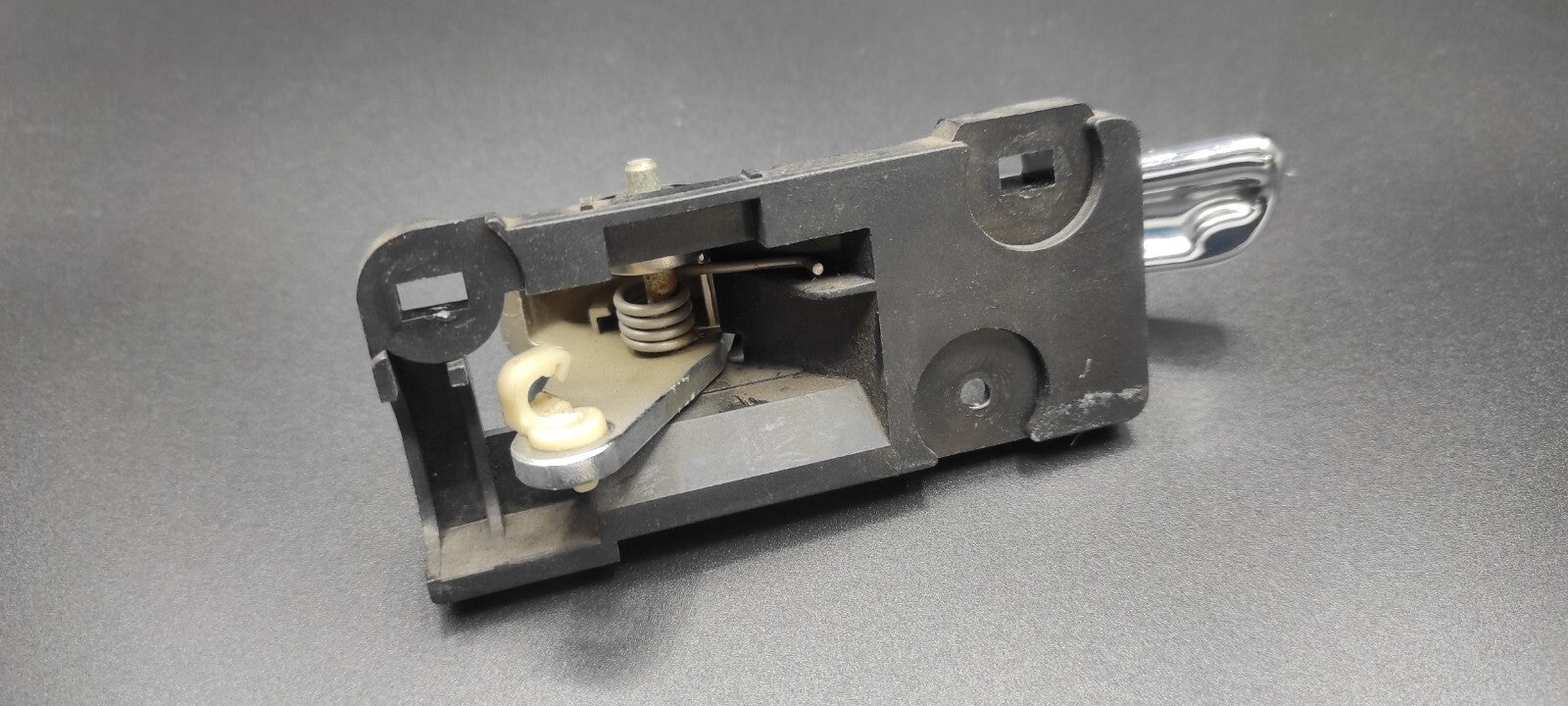 Alfa Romeo 156 1.9JTD 2005 Front Right Door Opening Inner Handle