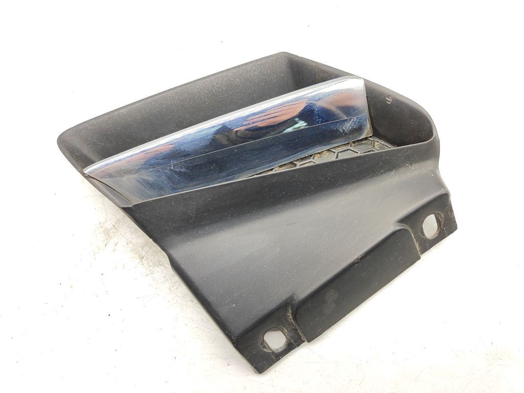 Alfa Romeo 156 FL 2004 Front right bumper upper radiator grill LS380110 