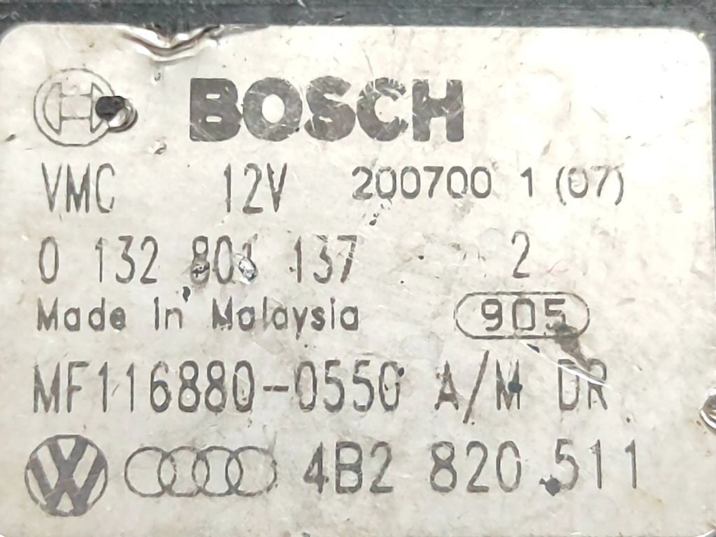 Audi A6 S6 C5 4B 2003 Air heater flap actuator motor 4B2820511 