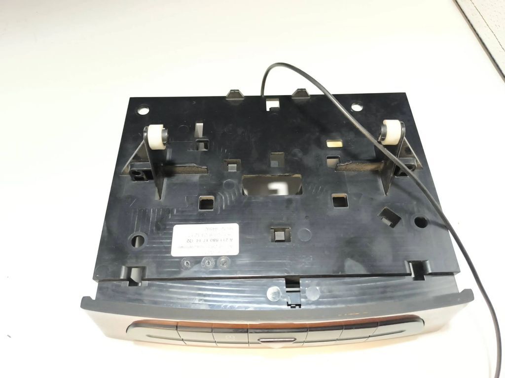 Mercedes-Benz E W211 2003 Diesel A set of switches A2116801714 