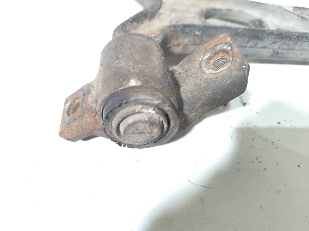 Alfa Romeo 155 1.8TS 1994 Front left lower control arm wishbone 
