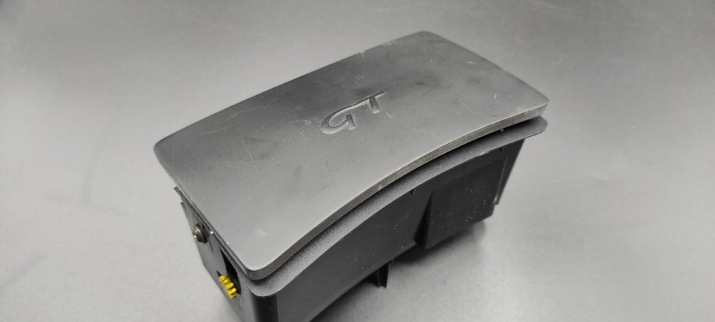 Alfa Romeo GT 2.0JTS 2005 Front Dash Ashtray / Storage Copartment