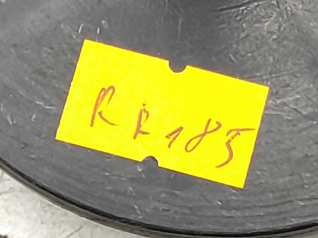 Alfa Romeo 159 1.9JTDm 110kW 2006 Rear Spare wheel bolt 