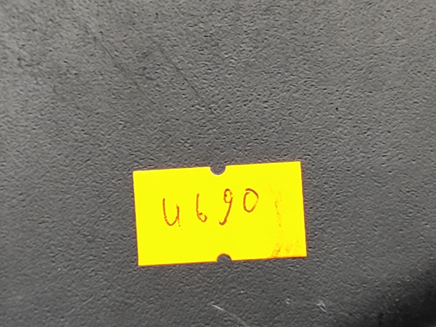 BMW E90 E91 330D 170kW 2006 Diesel Right Side Cabin Filter Cover 6925018