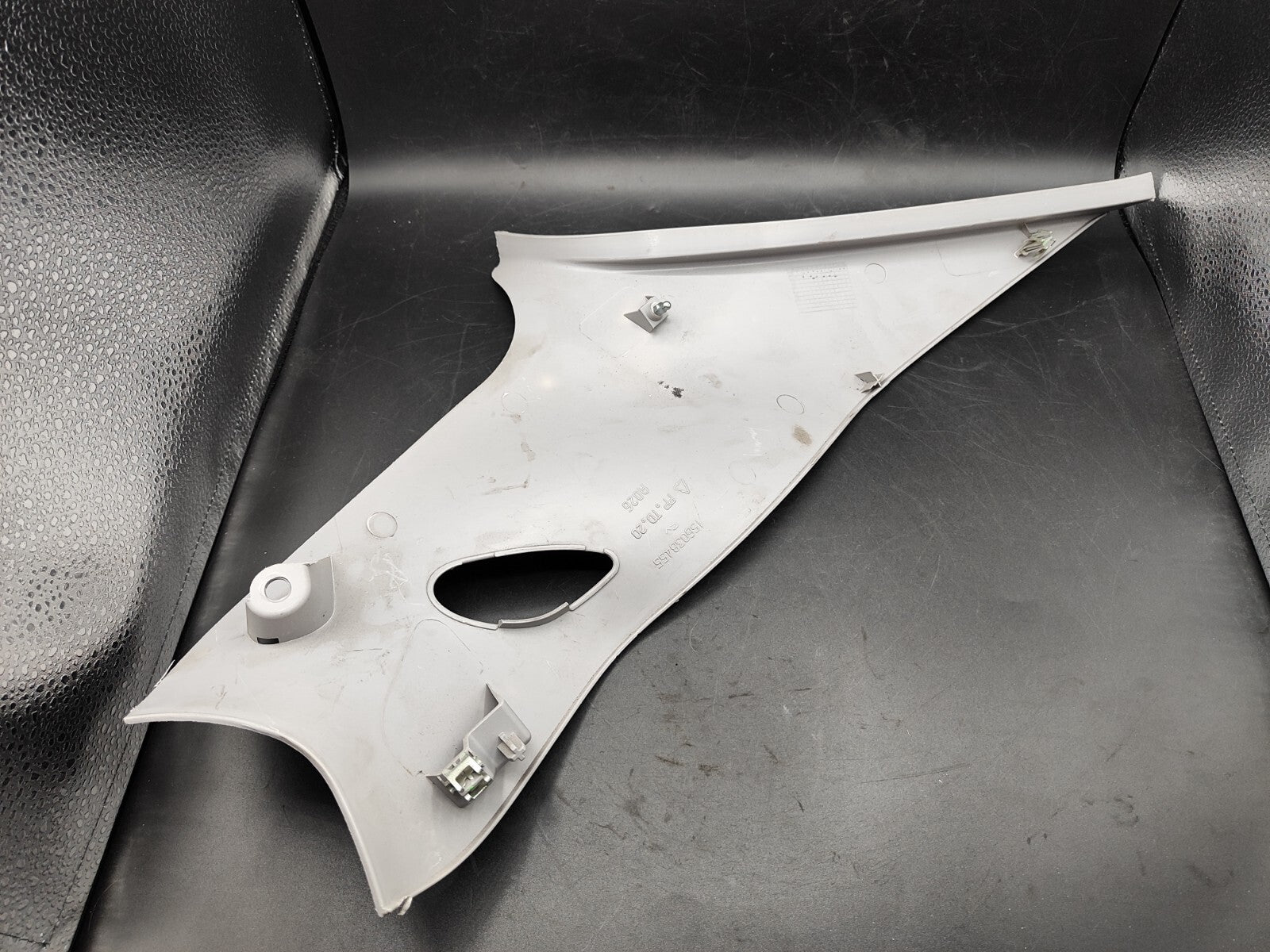 Alfa Romeo GT 1.9JTD 2004 Rear Left Tailgate Trunk Trim Cover 156038455